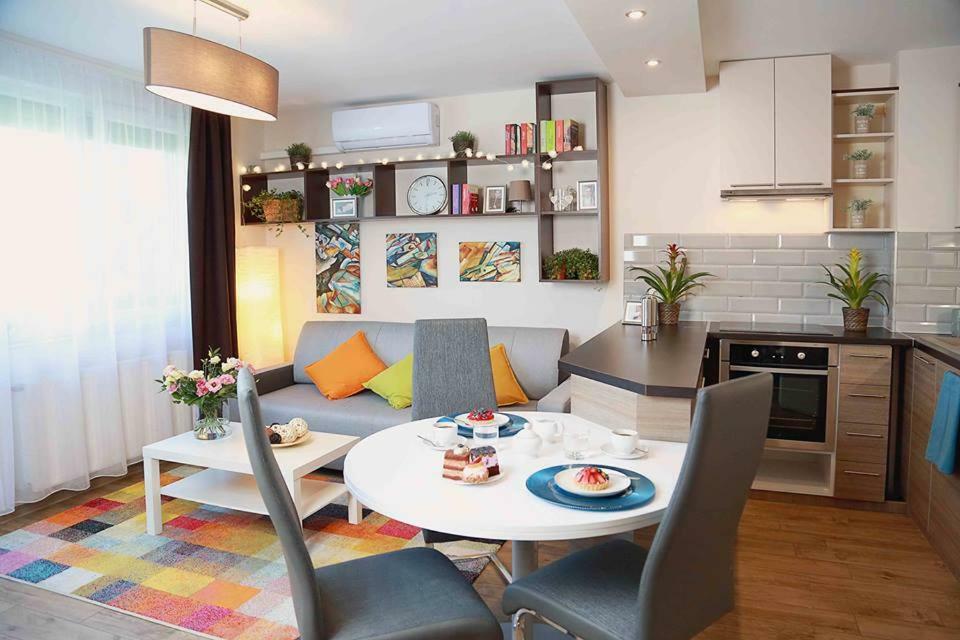 Monarchia Apartman Sunny Mosonmagyaróvár Extérieur photo